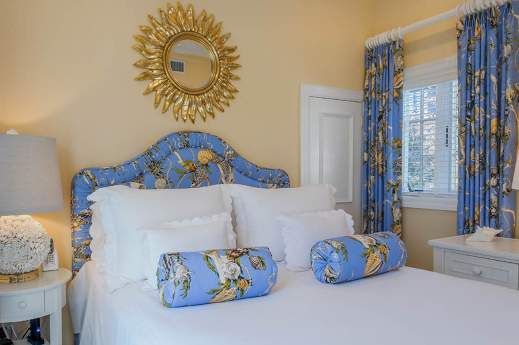 East Hampton Summer House - Guest Rooms